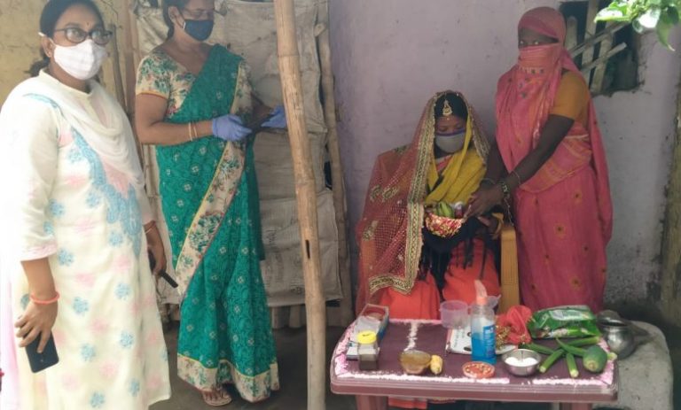 घर-घर भ्रमण कर सेविकाओं द्वारा किया  गया गोदभराई कार्यक्रम का आयोजन