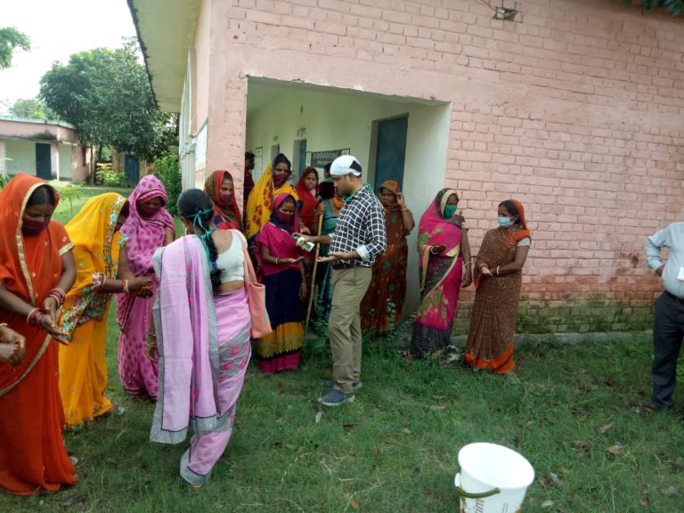 पोषण माह की सफलता के लिए बेलदौर में सफाई अभियान