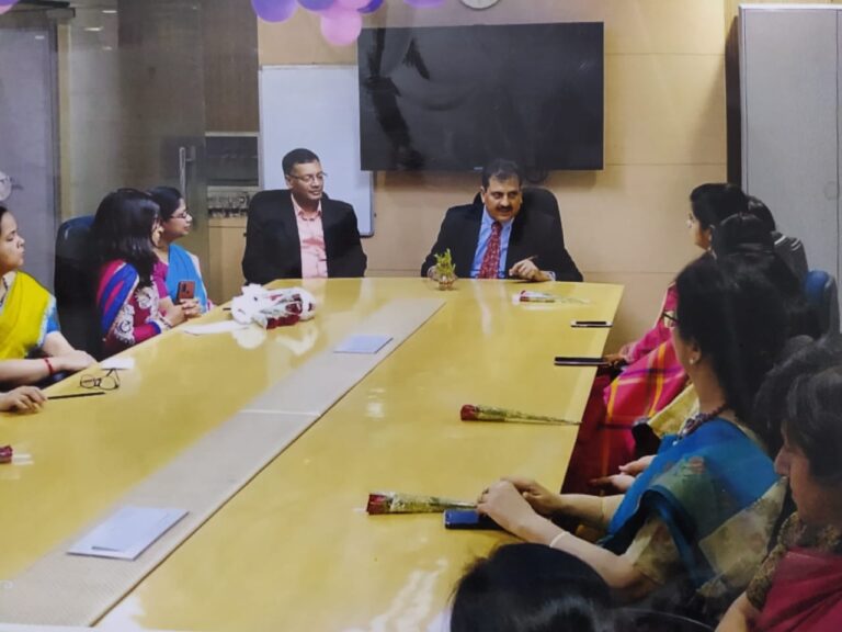 दिल्ली सरकार की नाकामी के कारण दिल्ली में 400 टीका केन्द्र बंद हो गए – डॉ आनंद शुक्ला, वरिष्ठ कांग्रेस नेता