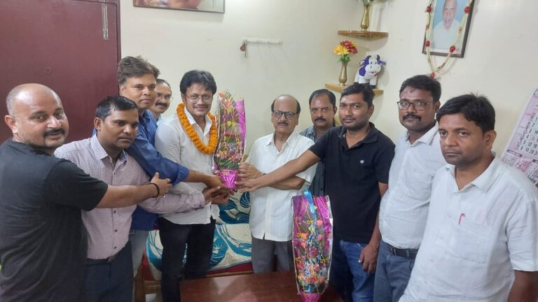 यूनिटी परिवार की ओर से डॉ. शशि भूषण को जद यू के प्रदेश कार्यकारिणी का बनाया गया प्रदेश सचिव