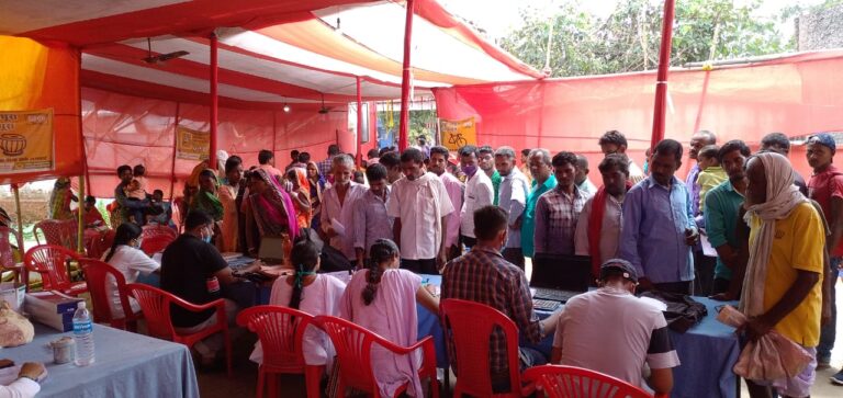 महाअभियान में 53650 लोगों को पड़े कोरोना के टीके