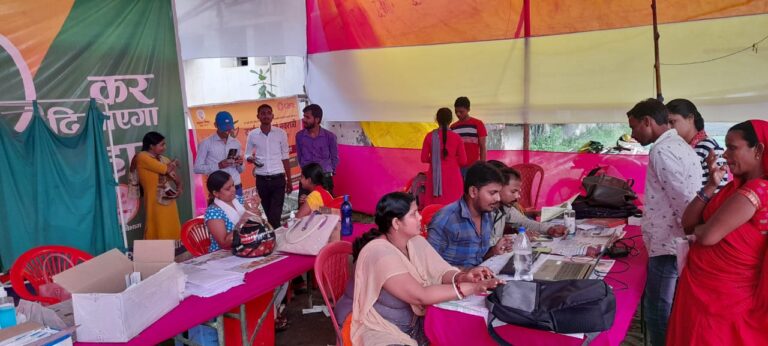 बांका में 1600 लोगों को पड़े टीके, 325 लोगों की जांच