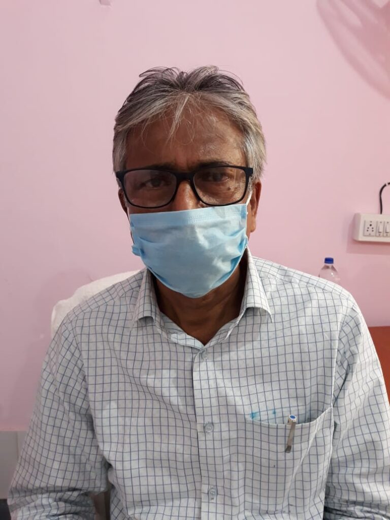 फ्रंटलाईन वर्कर्स के साहसिक प्रयास एवं जनसहयोग ने कोरोना पर कसी नकेल