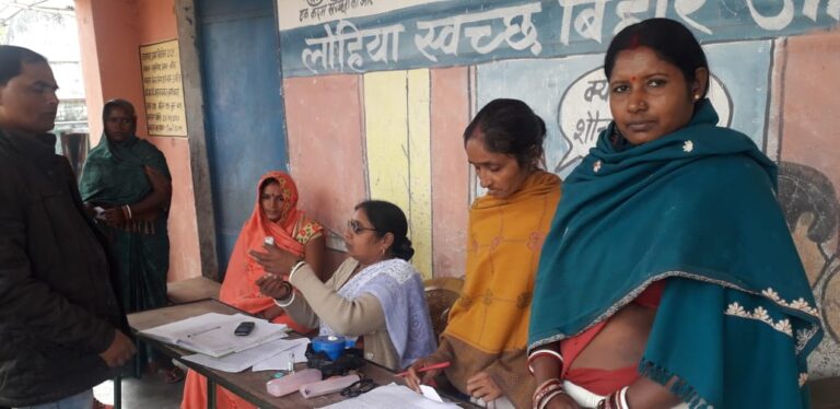 400 केंद्रों पर 36500 लोगों ने लिए कोरोना के टीके