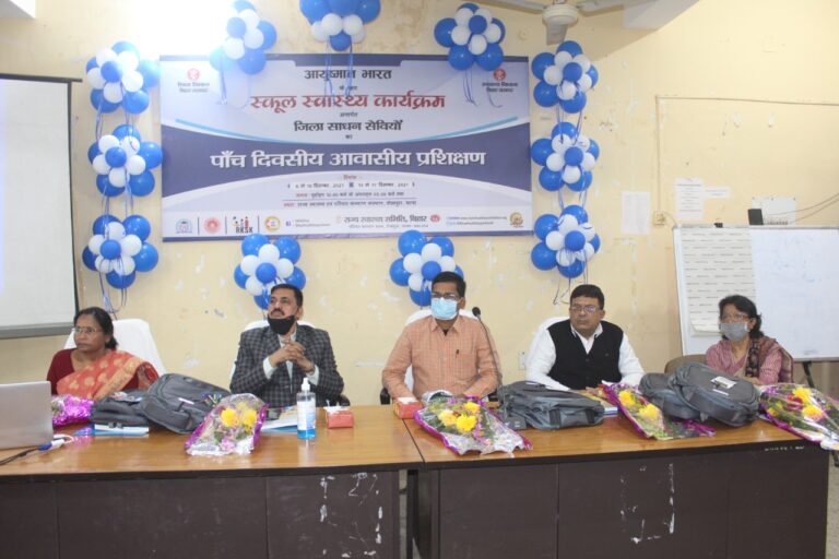 बच्चों का सर्वांगीण विकास करना विद्यालय स्वास्थ्य कार्यक्रम का मुख्य उद्देश्य : केशवेंद्र कुमार 