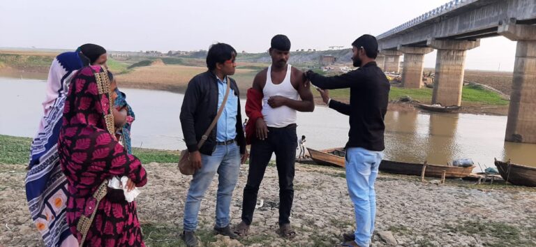 कोविड मेगा ड्राइव • विशेष वैक्सीनेशन शिविर आयोजित कर छूटे लोगों को दी गई वैक्सीन