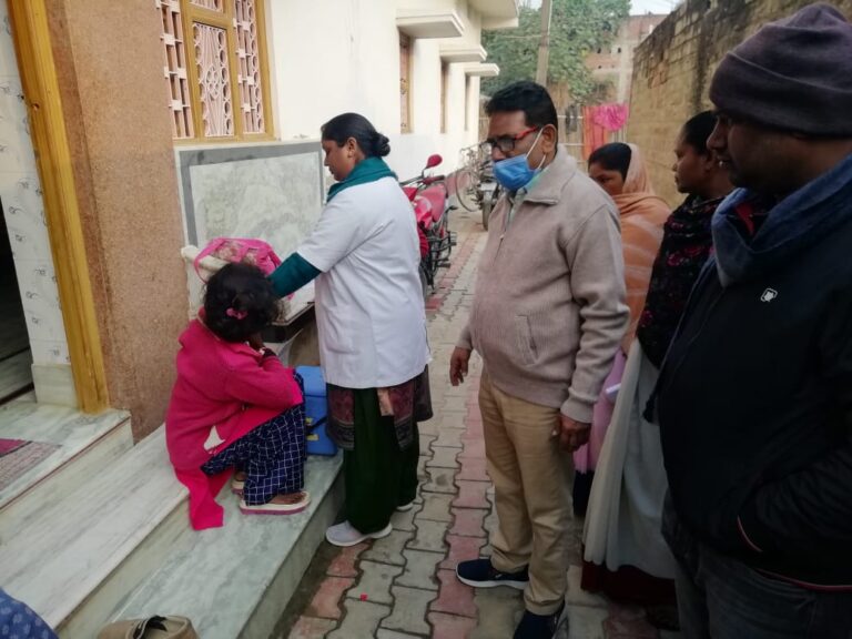कोविड मेगा ड्राइव: विशेष वैक्सीनेशन शिविर आयोजित कर वैक्सीन से वंचित लोगों को लगाया गया टीका
