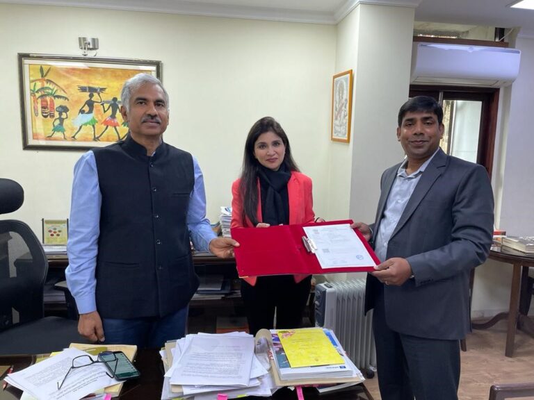 सीबीएसई ने ब्यूटी एंड वेलनेस सेक्टर स्किल काउंसिल के साथ छात्रों को कुशल बनाने जॉब रोल्स के लिए एमओयू किया साईन