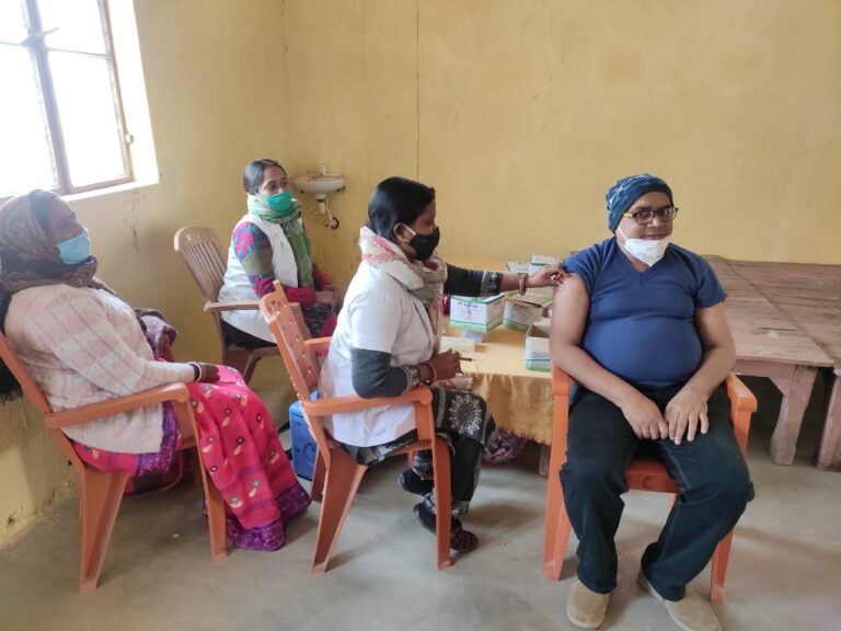 कोविड से बचाव के लिए सर्तकता और सावधानी को जारी रखने की जरूरत,  नहीं करें लापरवाही 