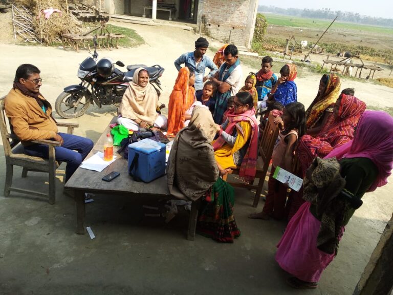 खगड़िया जिले में कोविड के साथ-साथ नियमित टीकाकरण पर भी दिया जा रहा जोर