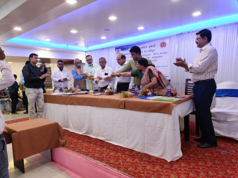 पुरस्कार पाने के बाद आत्मसंतुष्ट नहीं हों, कड़ी मेहनत जारी रखें