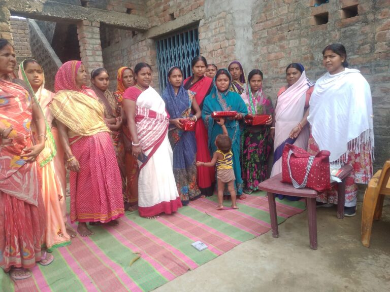 लखीसराय जिले में मनाया गया परिवार नियोजन दिवस, महिलाओं को किया गया जागरूक 