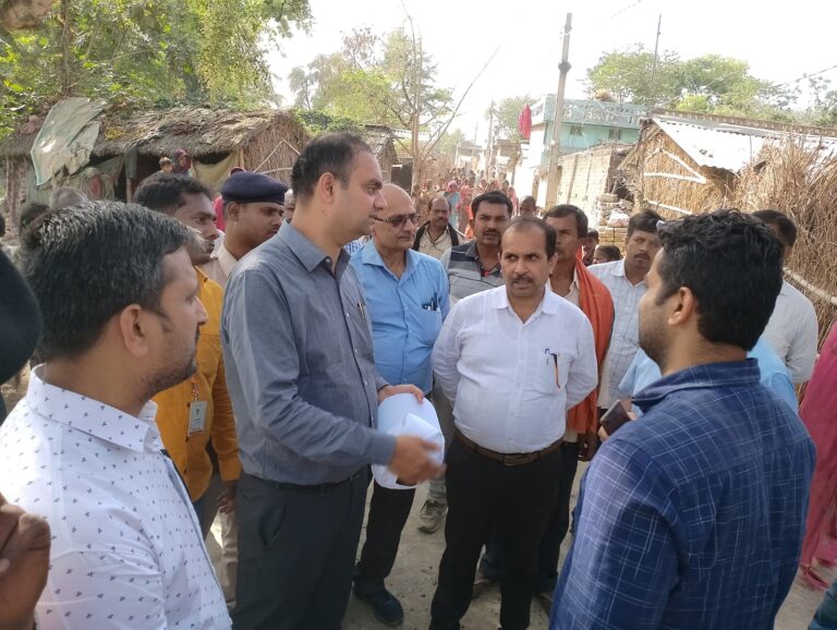 अलौली के सूरजनगर में कालाजार की सघन खोज अभियान का डीएम ने किया निरीक्षण, दिए निर्देश 