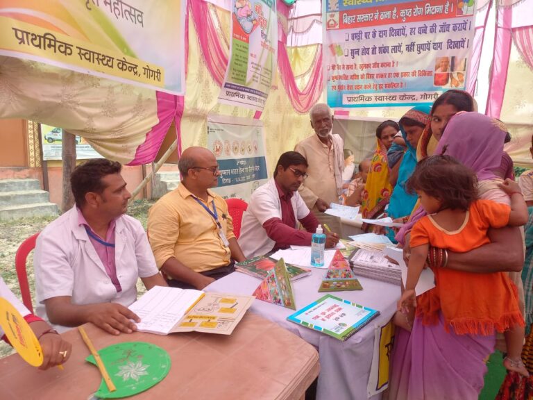 प्रखंडस्तरीय स्वास्थ्य मेला: लोगों को दी गई स्वास्थ्य से संबंधित आवश्यक जानकारी