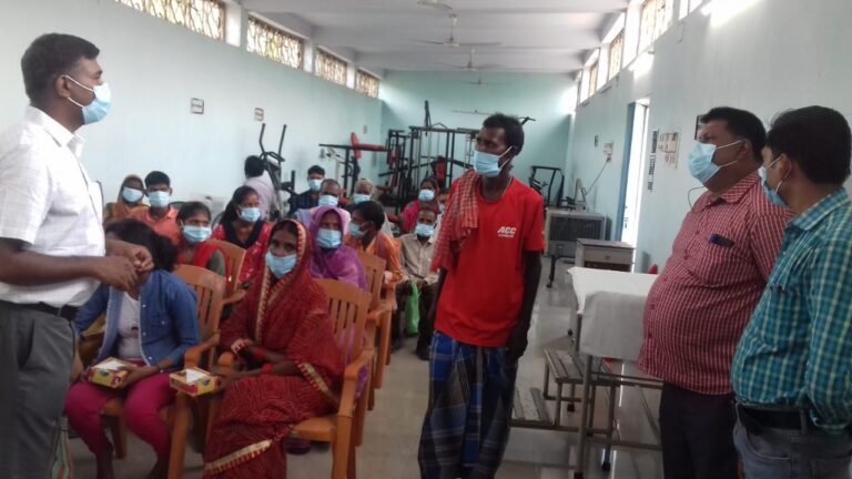 टीबी मरीजों को नियमित दवा का सेवन करने की मिली सलाह
