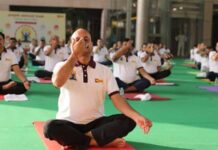 Directors and PNB Parivaar at the 11th International Yoga Day celebration